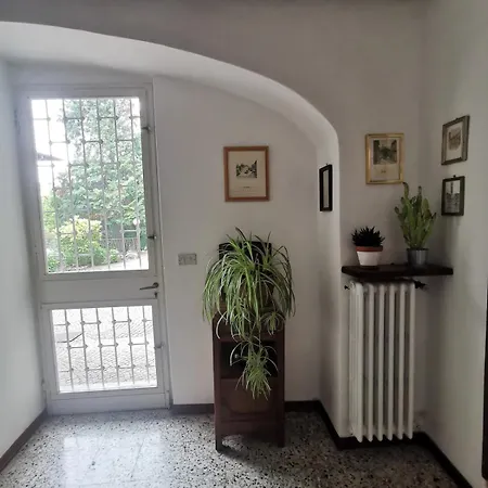 아파트 Il Cortile Dei Cipressi - Large Caravate